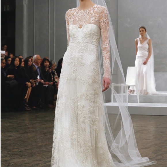 Monique Lhuillier Dresses & Skirts - Monique Lhuillier White Lace Wedding Dress